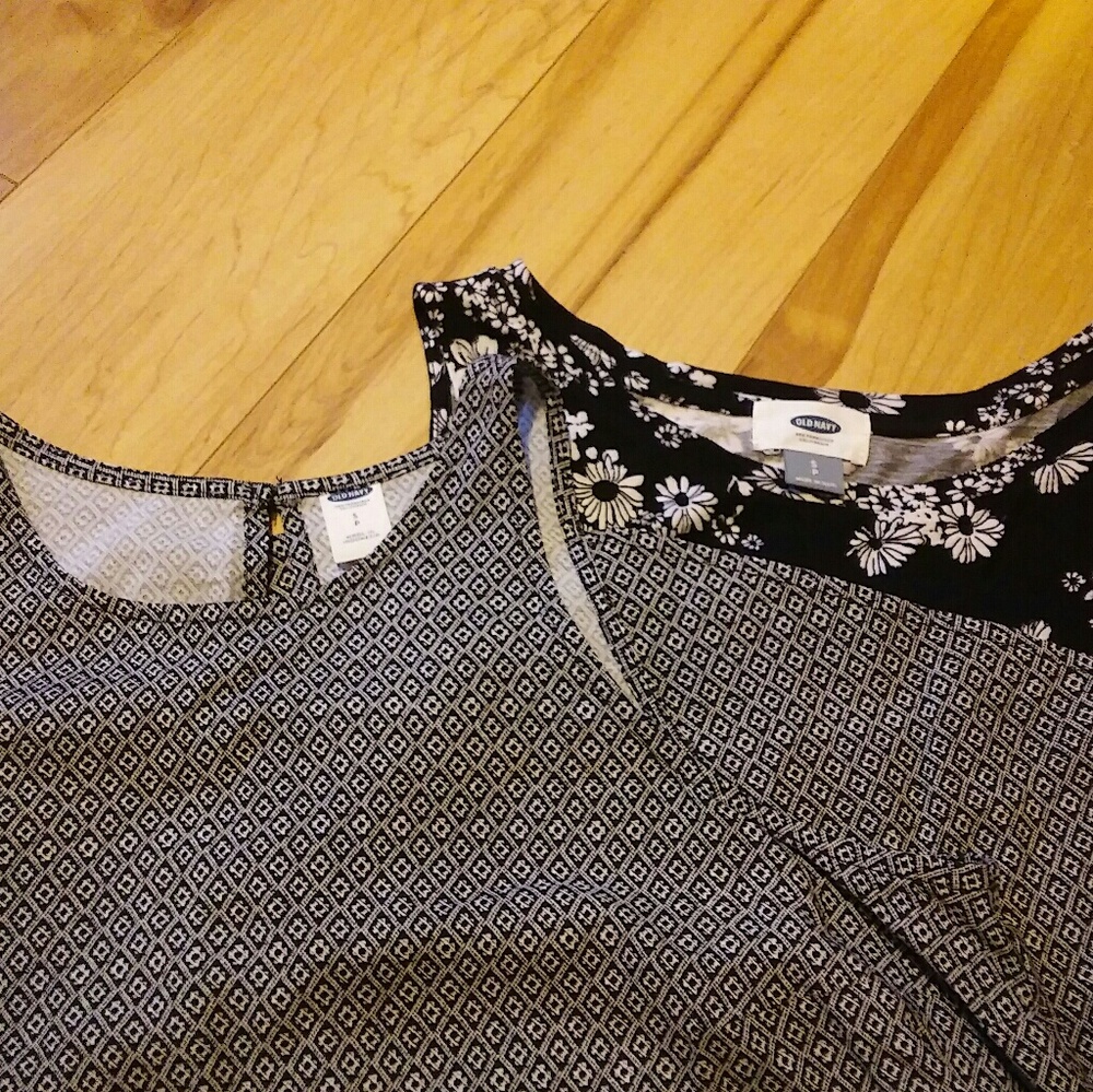 Old Navy Tank Tops-2 lot